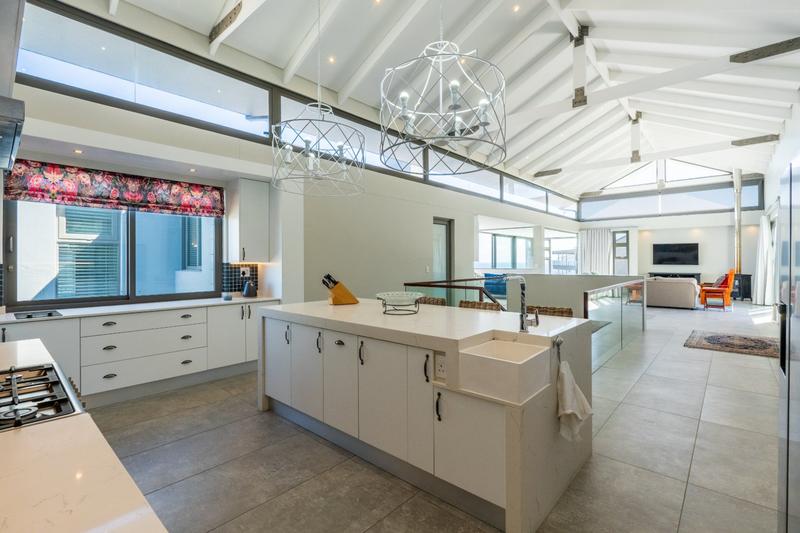 5 Bedroom Property for Sale in Pinnacle Point Golf Estate Western Cape